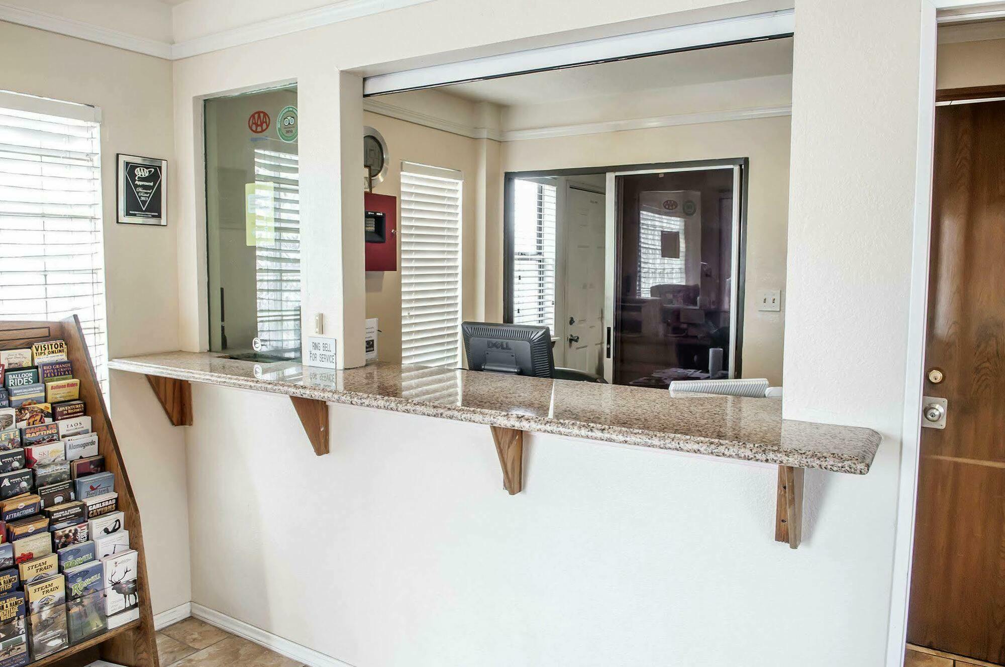 Econo Lodge Midtown Albuquerque Dış mekan fotoğraf